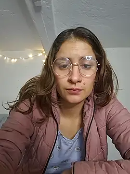 Snapshot of aytanna_torrez chatting on December 2025 12:59:02 PM aytanna torrez online show from December 2025 12:59:02 PM