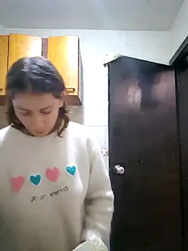 Snapshot of aytanna_torrez chatting on November 2025 12:20:01 PM aytanna torrez online show from November 2025 12:20:01 PM