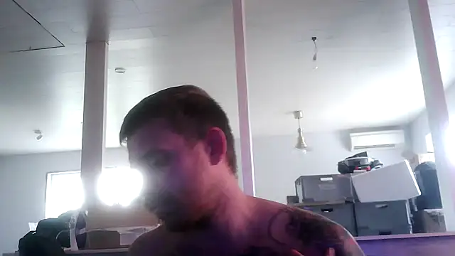 Snapshot of Bikerhot883hd chatting on October 2025 01:30:01 PM Bikerhot883hd online show from October 2025 01:30:01 PM