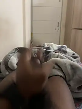 Snapshot of Lustking2406 chatting on November 2025 01:32:02 PM Lustking2406 online show from November 2025 01:32:02 PM