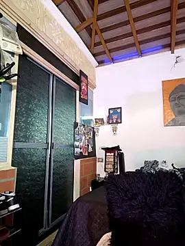 Snapshot of Katya_Bridge2 chatting on September 2025 08:46:02 PM Katya Bridge2 online show from September 2025 08:46:02 PM