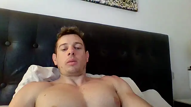 luca23millo90 online show from September 2025 02:44:02 AM