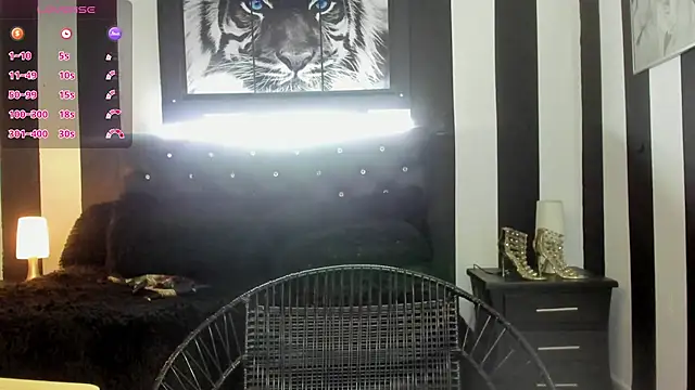 Snapshot of aliceemature4u chatting on September 2025 01:17:02 AM aliceemature4u online show from September 2025 01:17:02 AM