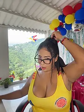 samanthahut1 online show from June 2026 09:03:01 PM