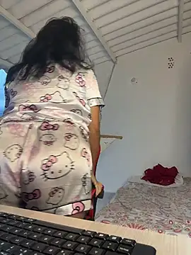 samanthahut1 online show from April 2026 11:16:01 AM