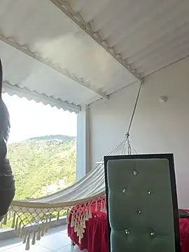 samanthahut1 online show from March 2026 09:43:02 PM