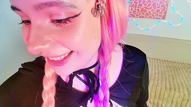 Snapshot of Margott_Joy chatting on February 2026 06:54:01 PM Margott Joy online show from February 2026 06:54:01 PM