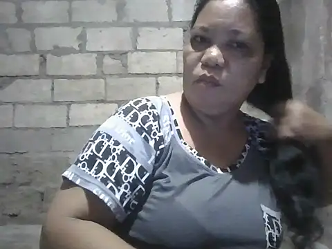 Snapshot of xxbernxxx chatting on October 2025 09:39:01 PM xxbernxxx online show from October 2025 09:39:01 PM
