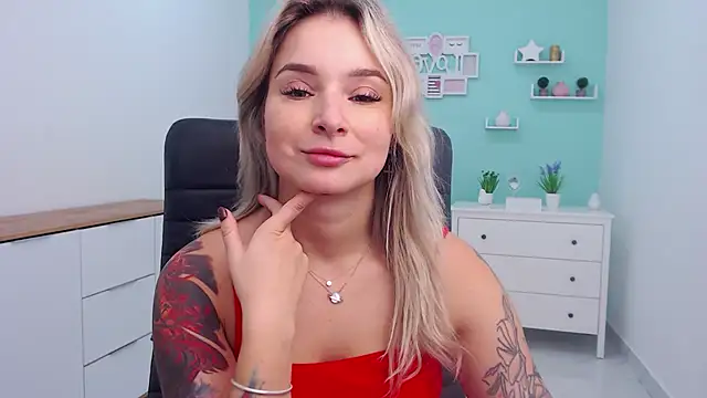 LilFleurish online show from November 2025 05:24:02 AM