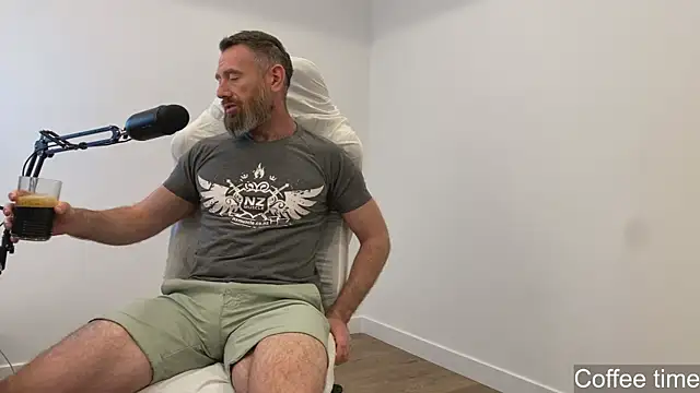 TheDonnyBasilisk online show from June 2026 02:48:02 PM
