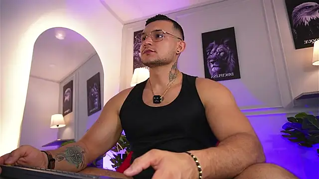 Marco Vega online show from June 2026 04:15:02 PM