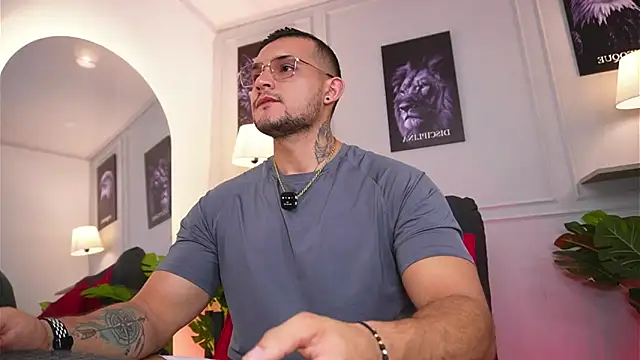 Marco Vega online show from May 2026 06:04:01 PM