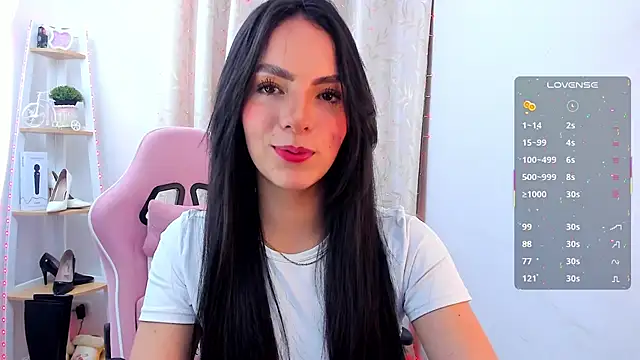 Snapshot of sarah_saenz_ chatting on October 2025 03:40:02 AM sarah saenz  online show from October 2025 03:40:02 AM