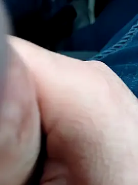 Micki2 online show from December 2025 01:53:02 PM