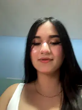 alejandrodolls online show from December 2025 06:20:01 PM