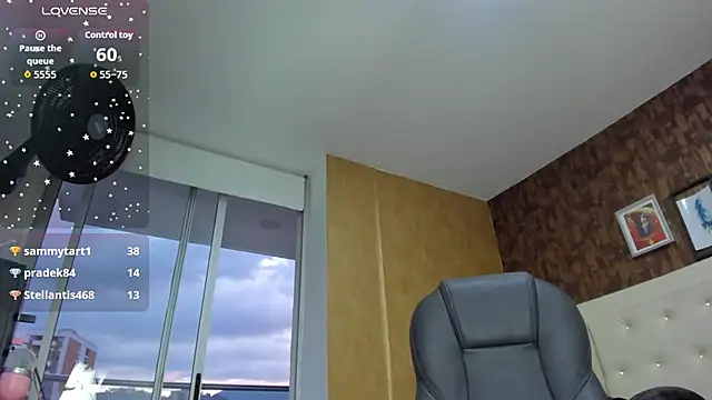 sweet  vanessa1 online show from March 2026 11:16:02 PM