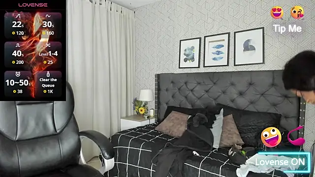sweet  vanessa1 online show from October 2025 03:48:01 AM