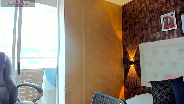 sweet  vanessa1 online show from February 2026 09:58:02 PM