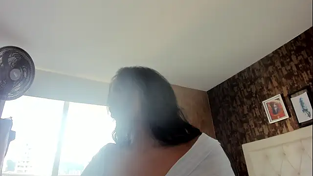 sweet  vanessa1 online show from May 2026 09:41:01 PM