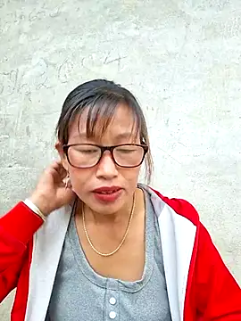 ngocngoc cute online show from October 2025 02:02:01 AM