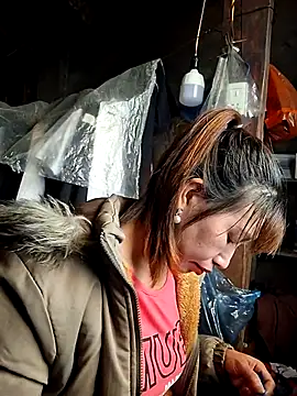 ngocngoc cute online show from March 2026 04:23:02 AM