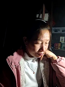 ngocngoc cute online show from December 2025 03:00:01 PM