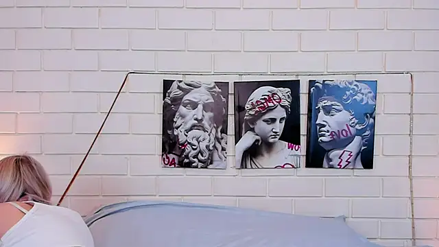 Snapshot of Blondy_Fina chatting on September 2025 05:01:02 AM Blondy Fina online show from September 2025 05:01:02 AM