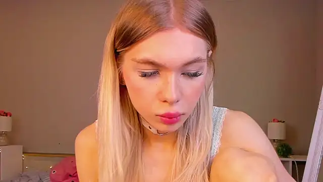 Blondy Fina online show from May 2026 05:16:02 AM