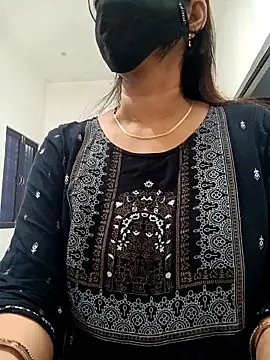 soni yhakur online show from April 2026 02:02:01 AM