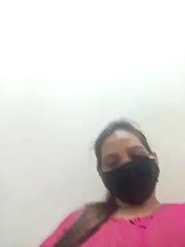 Snapshot of soni_yhakur chatting on April 2026 04:04:02 PM soni yhakur online show from April 2026 04:04:02 PM