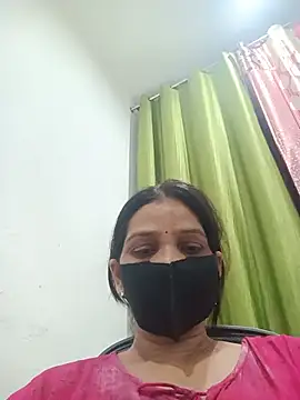 Snapshot of soni_yhakur chatting on May 2026 02:50:02 PM soni yhakur online show from May 2026 02:50:02 PM