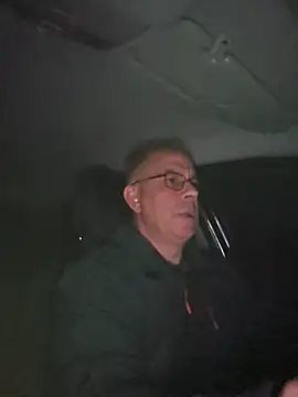 andyjulia online show from November 2025 05:23:01 AM