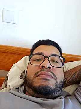 Snapshot of EbanoENeves69 chatting on November 2025 10:07:01 AM EbanoENeves69 online show from November 2025 10:07:01 AM