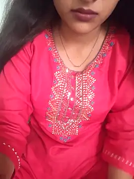 Neha Tyagi online show from October 2025 05:51:02 AM