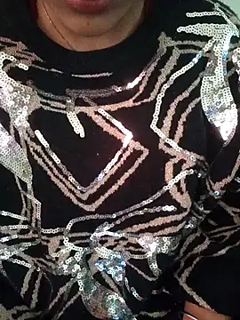 Neha Tyagi online show from November 2025 05:18:01 AM