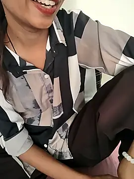 Anjana Lovely online show from September 2025 04:41:01 AM