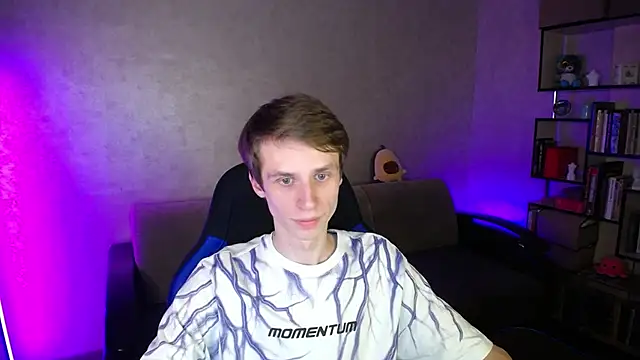 Snapshot of yes_cute_boy_ chatting on November 2025 09:52:02 PM yes cute boy online show from November 2025 09:52:02 PM