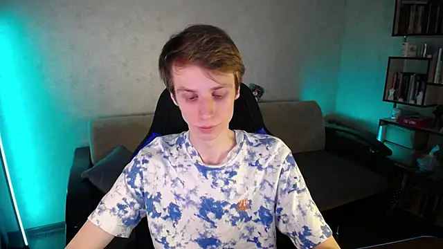 yes cute boy  online show from April 2026 09:48:01 AM