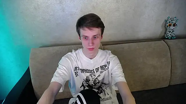 yes cute boy  online show from March 2026 12:19:02 PM