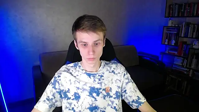 yes cute boy  online show from February 2026 03:21:01 PM