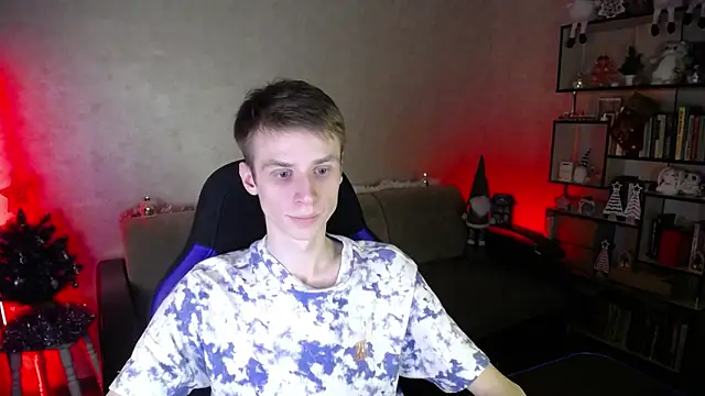 yes cute boy  online show from January 2026 09:21:02 PM