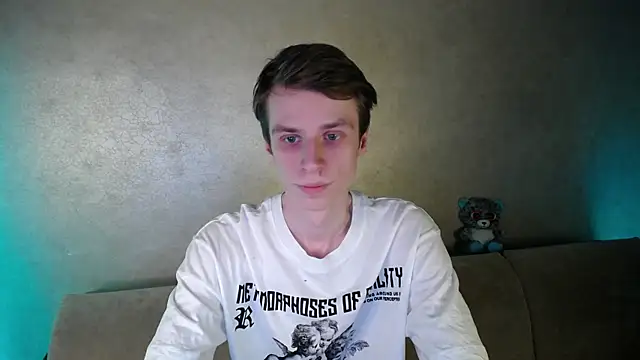 yes cute boy  online show from March 2026 04:38:01 PM
