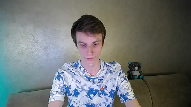 yes cute boy  online show from March 2026 06:20:02 PM
