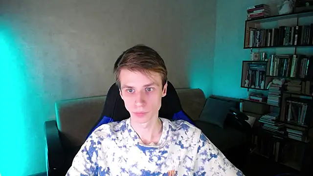 yes cute boy  online show from March 2026 04:51:01 PM