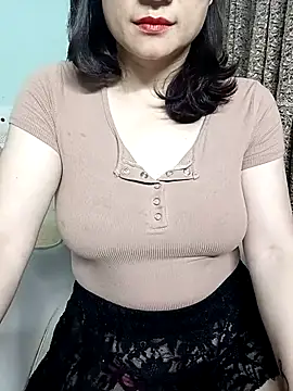 Spa-LinhLinh online show from November 2025 04:34:02 PM