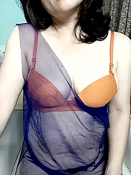 Spa-LinhLinh online show from November 2025 03:33:02 AM