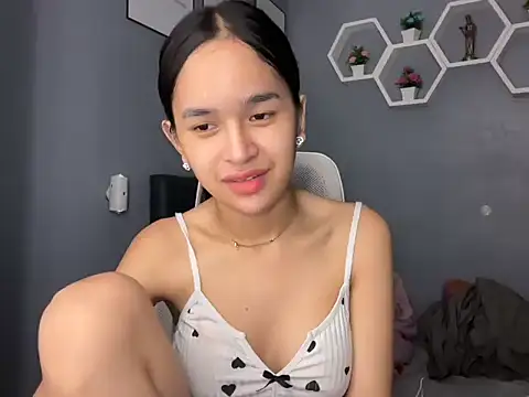 lelasohna online show from November 2025 03:40:02 PM