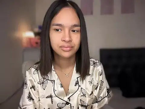 lelasohna online show from April 2026 12:08:01 PM