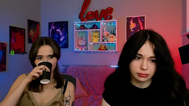 riley sanders online show from March 2026 08:19:01 PM