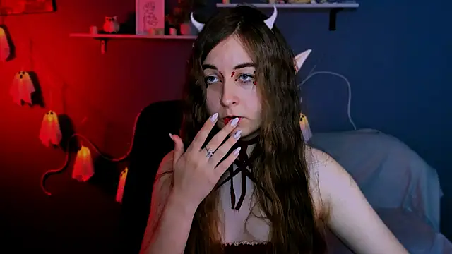 lilith diva online show from October 2025 07:14:01 PM